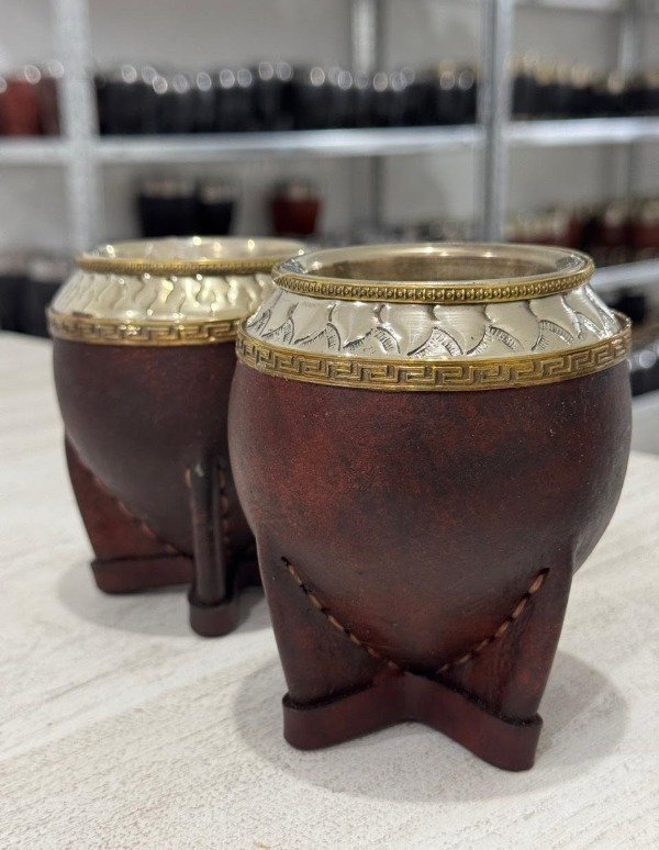 Producto - TORPEDO DE ALPACA Virola cincelada doble anillo en bronce.