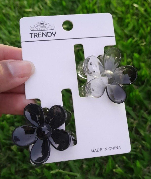 Producto - FLOR negra gancho para pelo