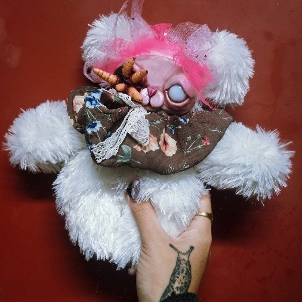 Producto - Ursa ojos blancos