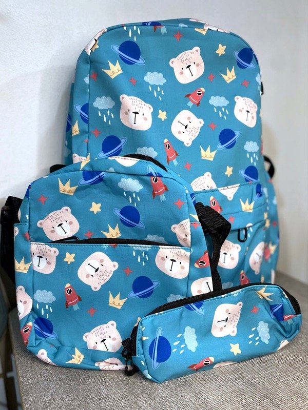 Producto - Mochila + bandolera + cartuchera