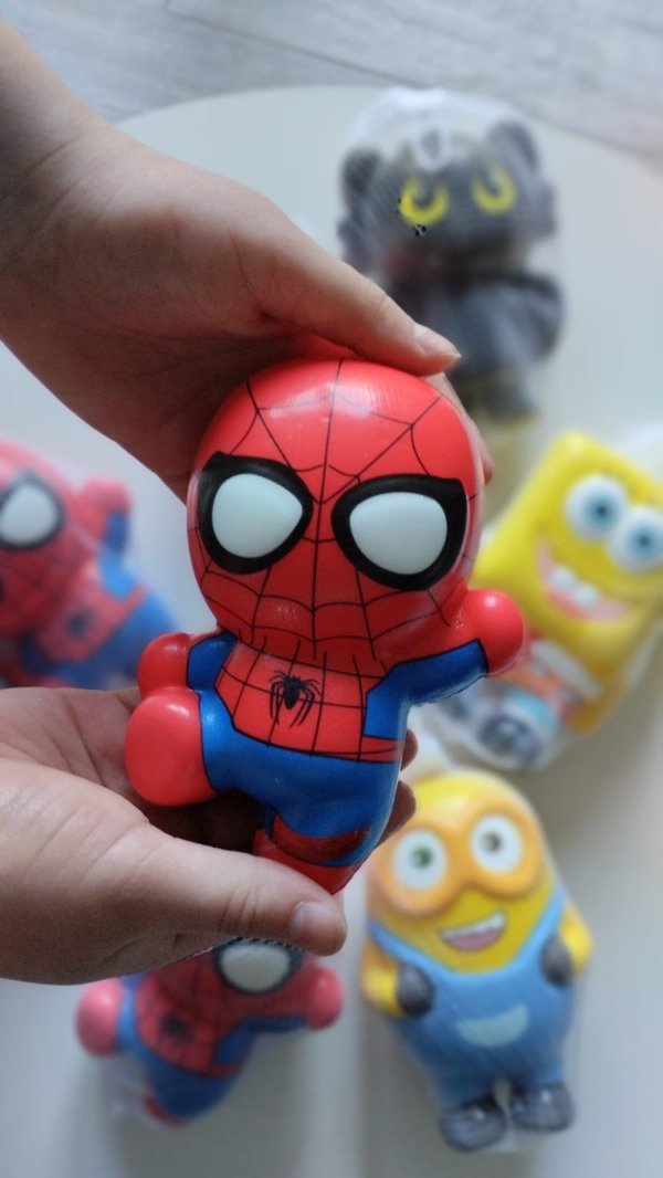 Producto - Squishy Spiderman