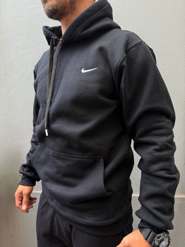 Producto - Buzos frisado  Nike con capucha