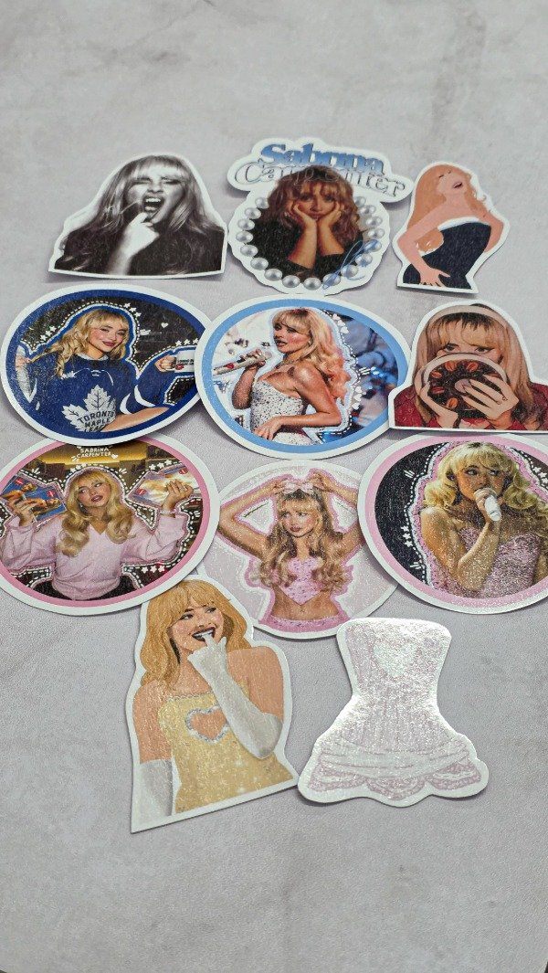 Producto - Sticker Sabrina carpenter surtido