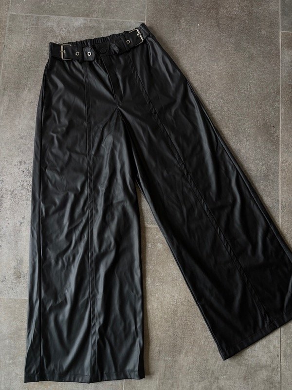 Producto - Pantalón charol Gynna