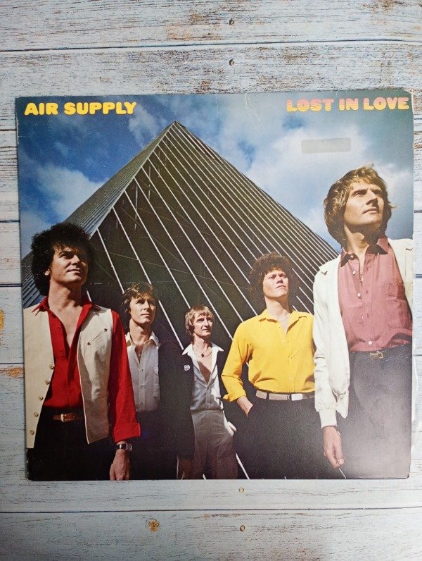 Producto - Air Supply Lost In Love