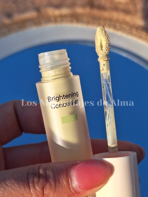 Producto - Corrector de ojeras GEGE BEAR #04 Verde (neutraliza tonos rojos)