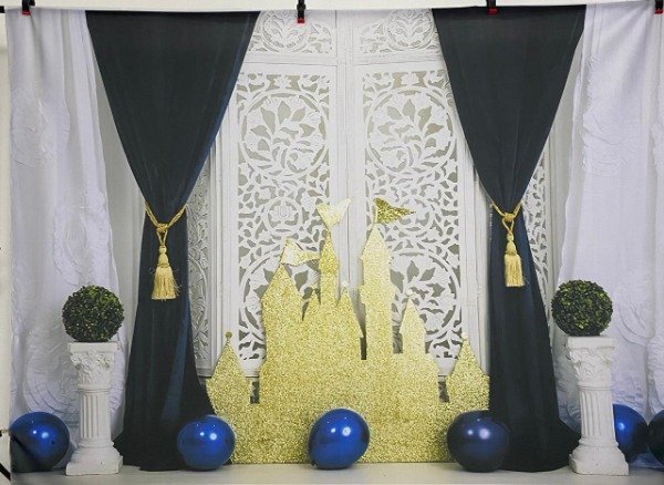 Producto - FONDO CASTILLO CORTINAS NENE CON FALLA IMPERCEPTIBLE B 200X150 C3
