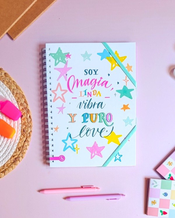 Producto - CUADERNO A4 TAPA DURA LUMINA