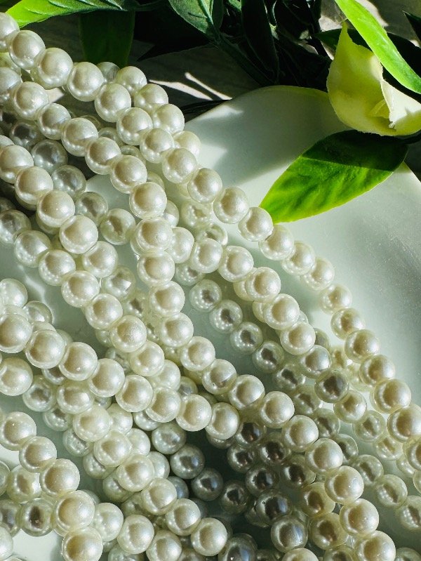 Producto - TIRA PERLA VIDRIO BLANCA 8MM.