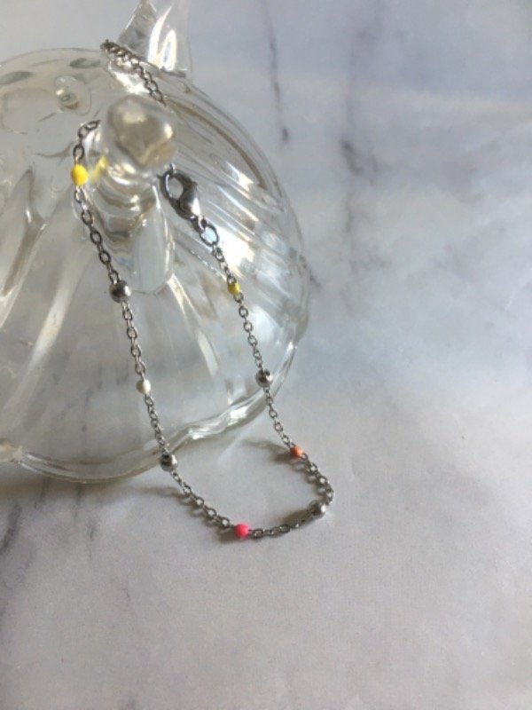 Producto - Pulsera Bolitas Colores Regulable Acero Quirúrgico