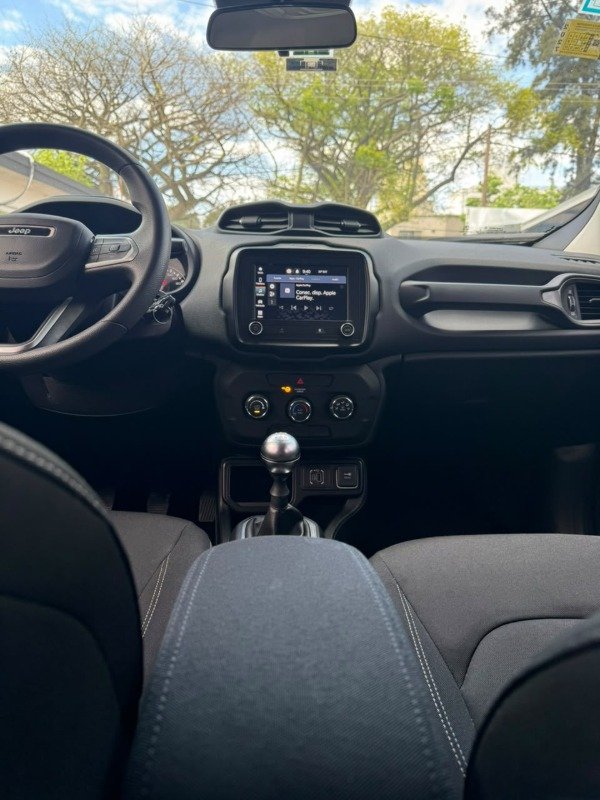 Producto - Jeep Renegade Sport 1.8 MT 2022 - 14