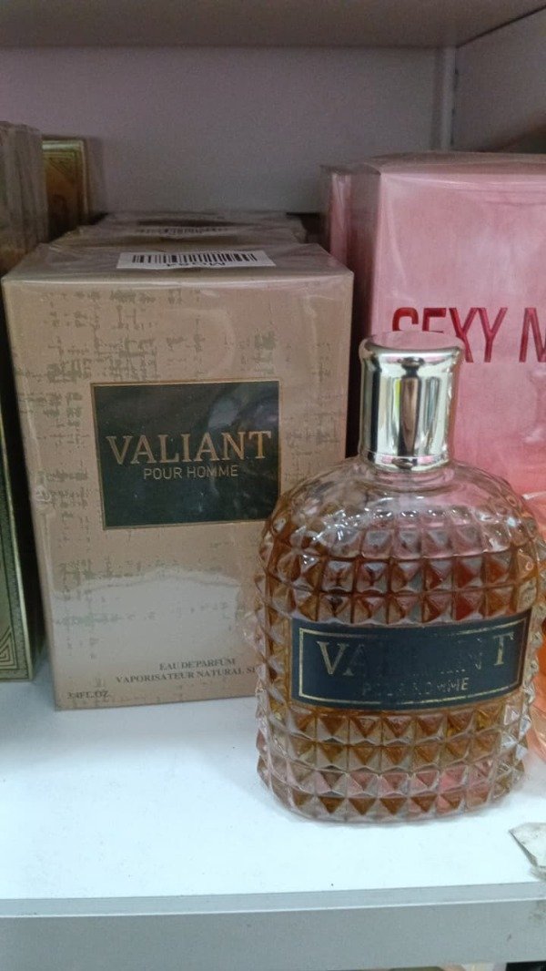 Miniatura 2 Perfume G4 Valentino Born In Roma Gold Black Unisex 100ml