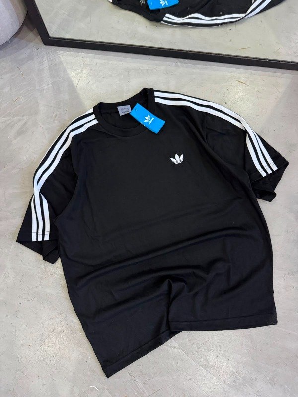 Producto - REMERA RETRO OVERSIZE 20/1 - 6