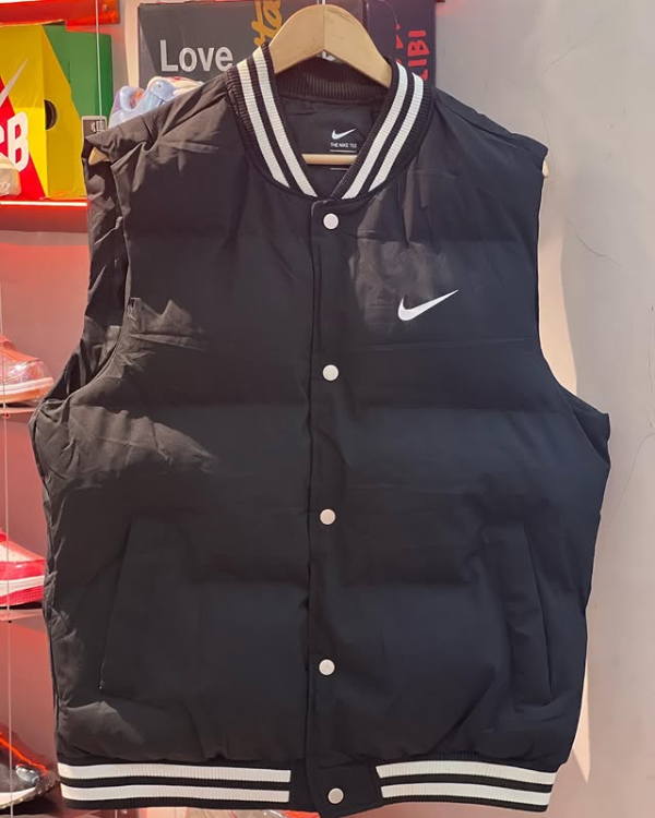 Producto - Chaleco Nike Negro