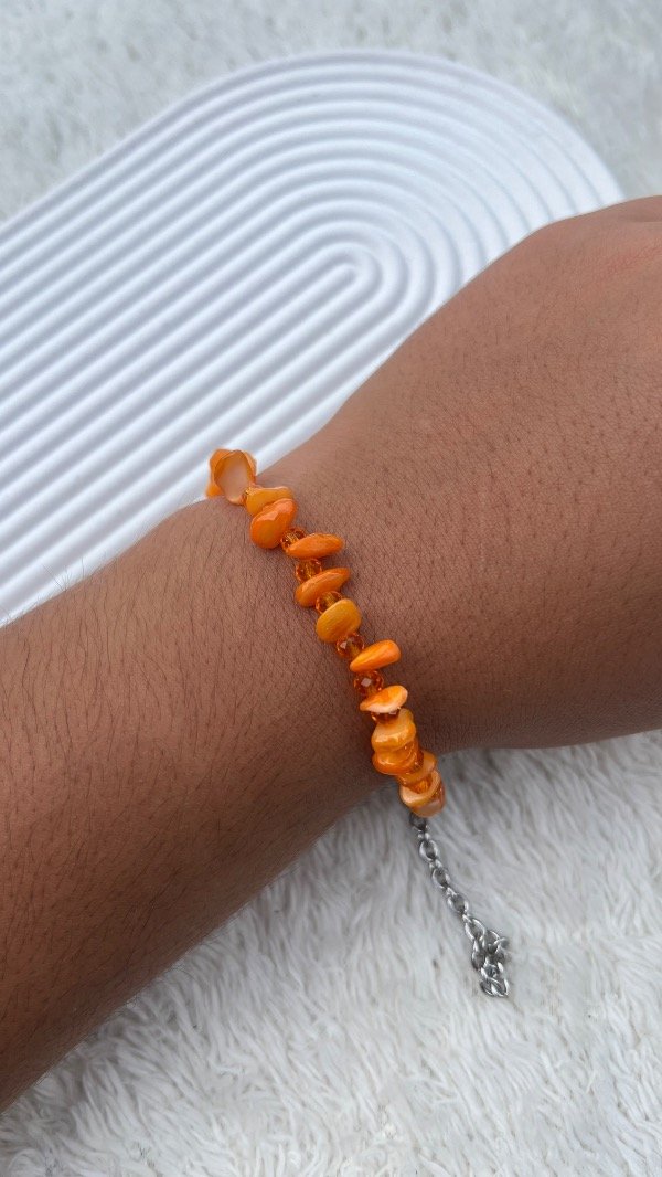 Producto - Pulsera de Piedra Nacarada Naranja - vidrio facetado y acero quirúrgico
