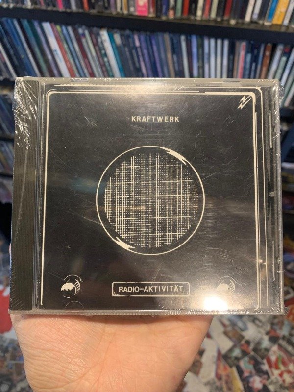 Producto - Kraftwerk - Radio - Aktivitat