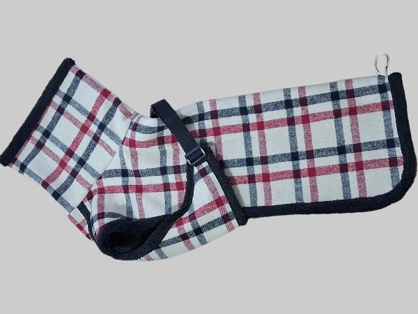 Producto - Corderito a cuadros con negro rojo y beige