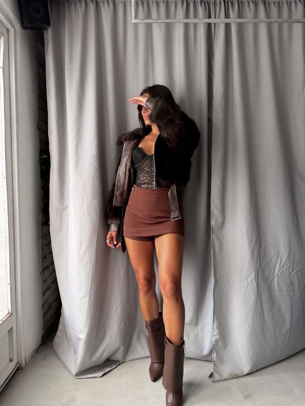 Producto - Falda short leonor raso aplique lazo