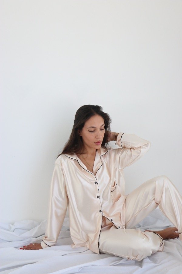 Producto - COMBO SATÉN pijama + bata champagne - 6
