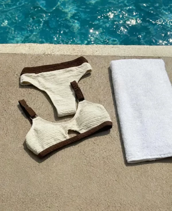 Producto - Bikini con top y colaless tiro alto texturada natural - Art Cala - 3