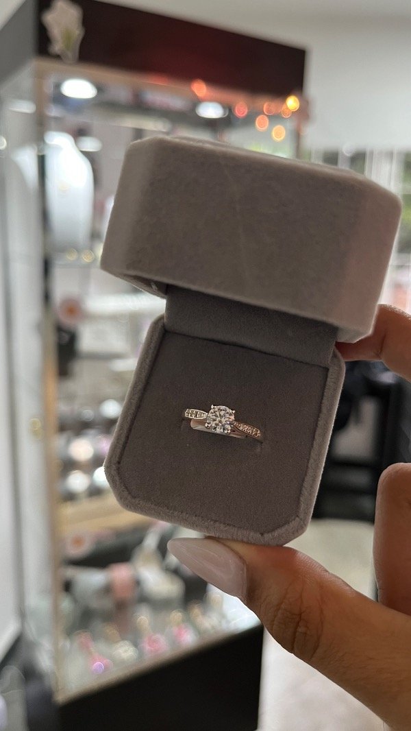 Producto - Anillo promesa diamante