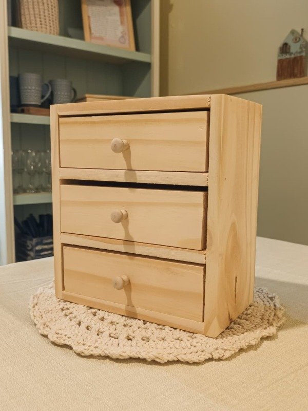 Producto - Cajonera de pino "Bellota"