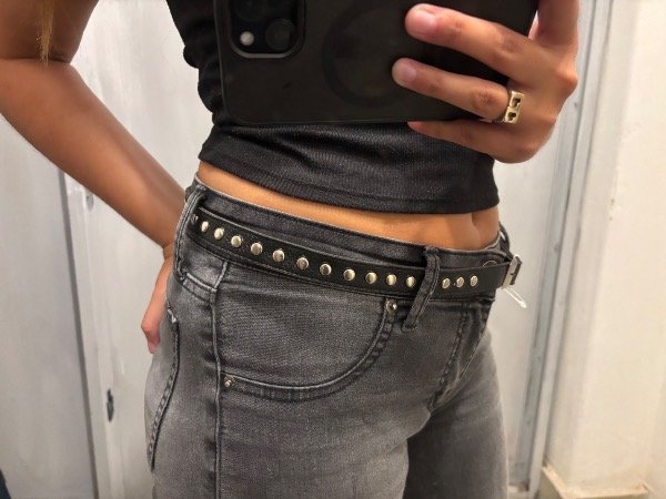 Producto - CINTO FINO CON TACHAS