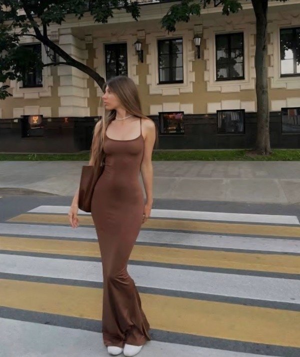 Producto - Vestido chocolate tiritas