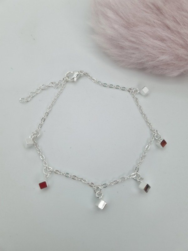 Producto - Pulsera acero blanco dijes cubitos