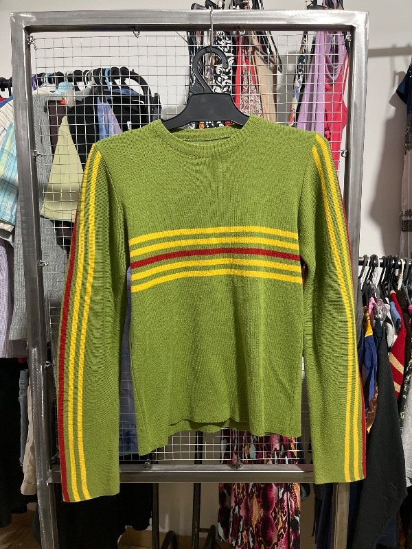 Producto - Sweater //hermosoo// talle M