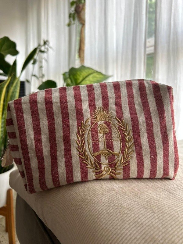 Producto - Neceser- Cartu Escudo Nacional