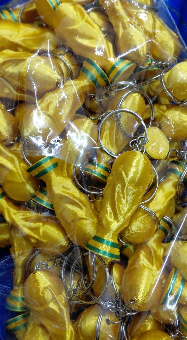 Producto - Llavero la copa del mundo SAM 6/26