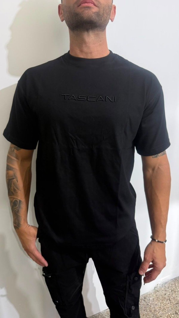 Producto - Remera Tasc negra
