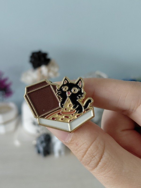 Producto - Pin metalizado - Michi pizza #2392