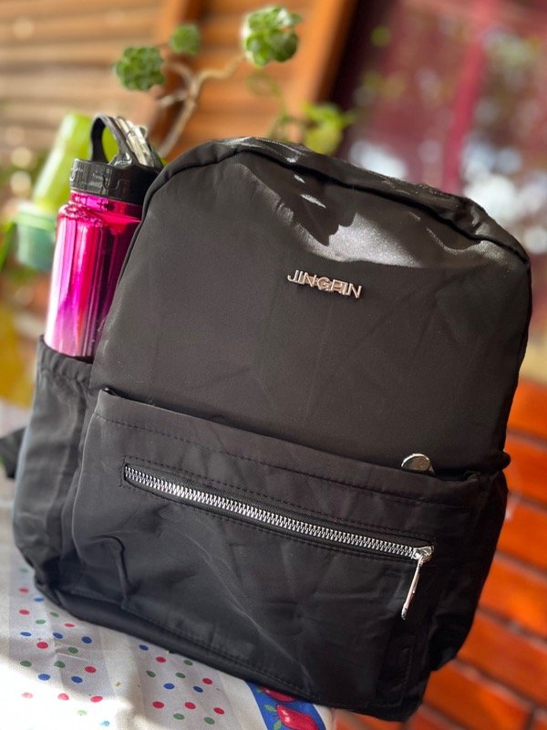 Producto - Mochila impermeable negra