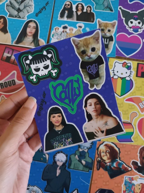 Producto - Plancha de stickers Cazzu