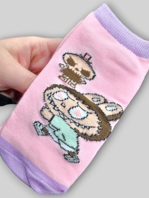 Producto - Labubu fondo rosa Soq Prem Adulto