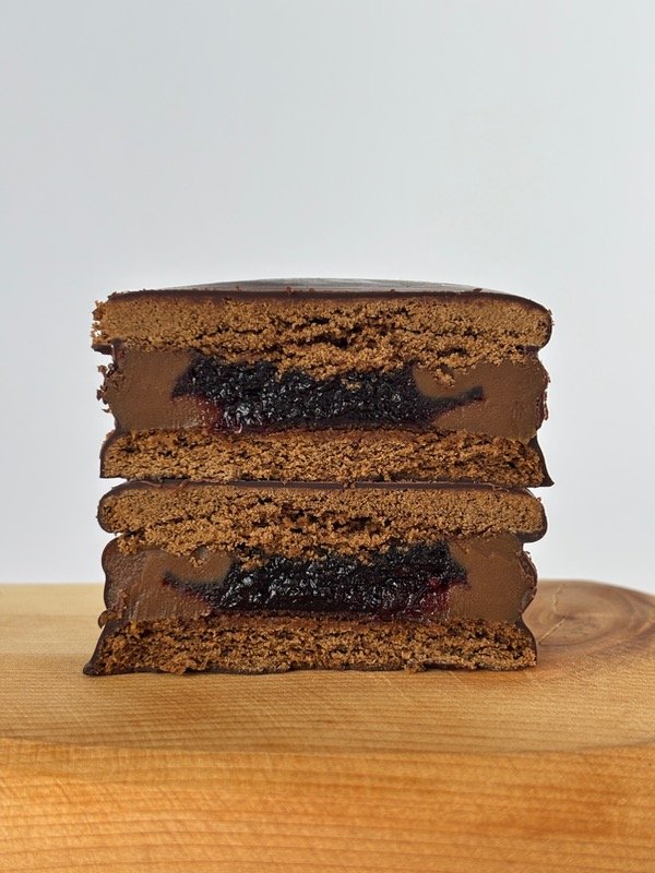 Producto - ALFAJOR CON CORAZON DE FRUTOS DEL BOSQUE