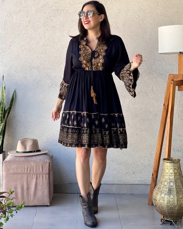 Producto - Folk Corto Manga 3/4 Negro S a L
