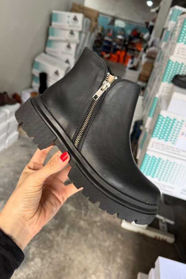 Producto - FRIDA cuero negro