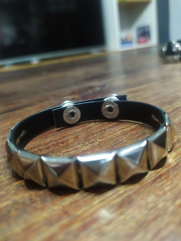 Producto - Pulsera tachas simple