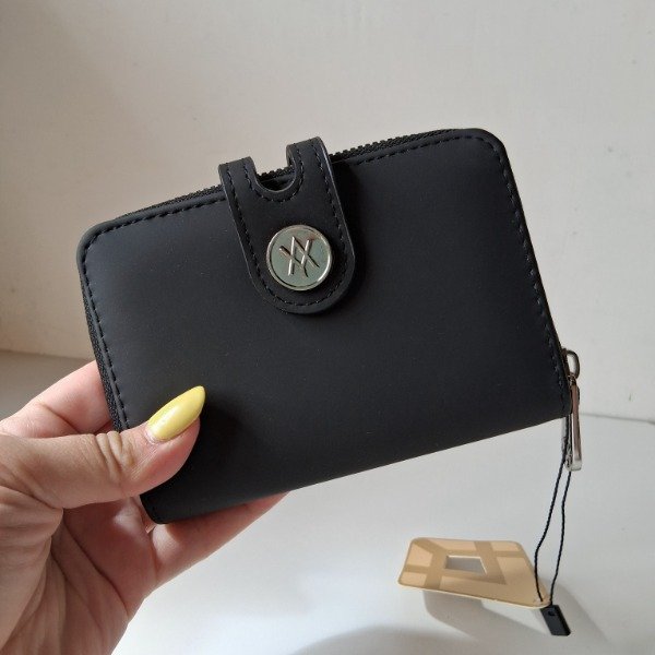 Producto - Billetera color negra Amayra
