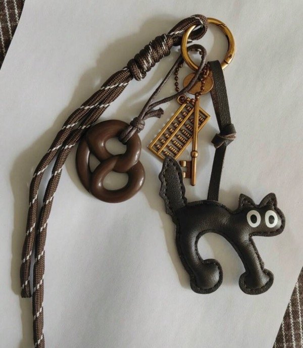 Producto - llavero lumi