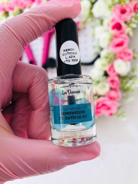 Producto - Removedor de cuticulas Las Varano