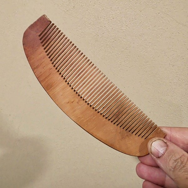 Producto - Peine entero curvo