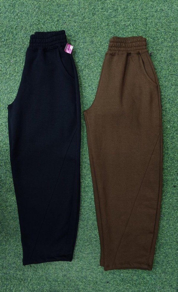 Producto - Jogger baggy líneas - 2