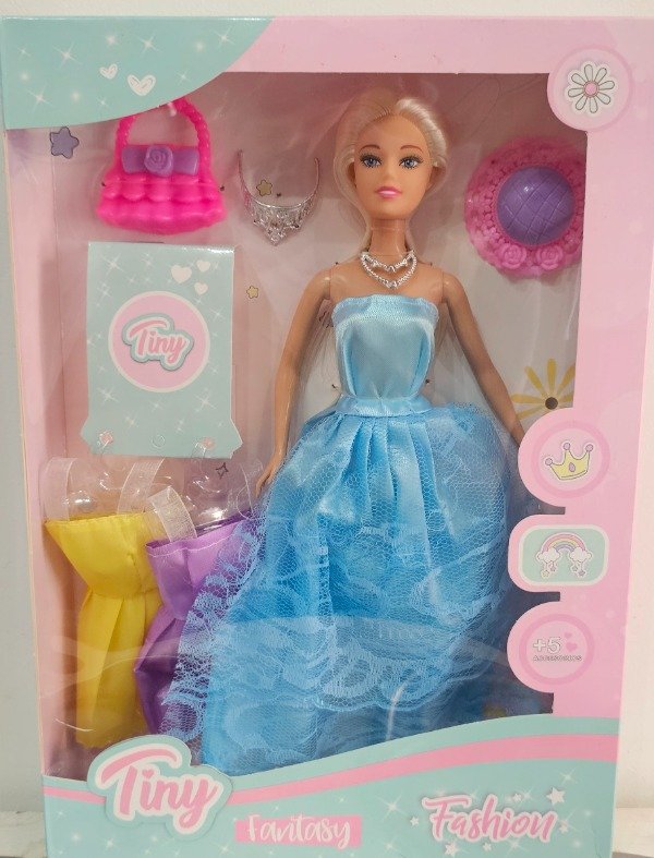 Producto - Muñeca Tiny Fantasy Fashion Con Accesorios