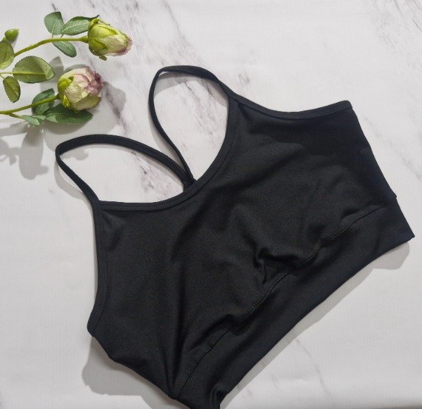 Producto - Top negro tirita - talle 2