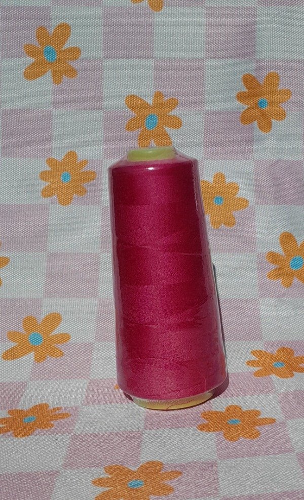 Producto - Hilo poliester Fucsia