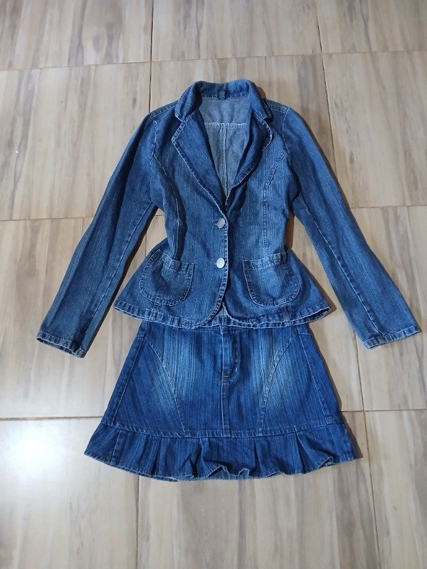 Producto - Campera y2k